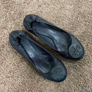 Tory Burch reva flat black